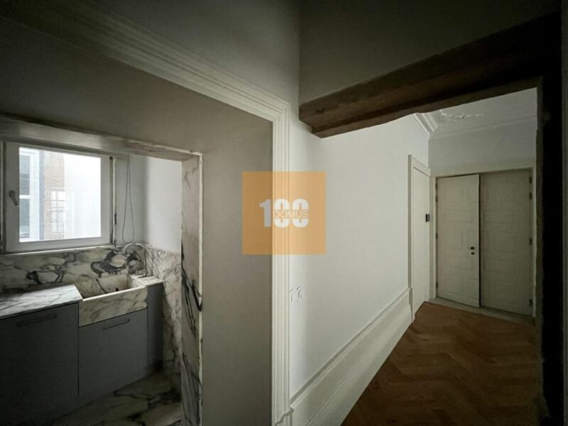 T2 à Rua das Flores