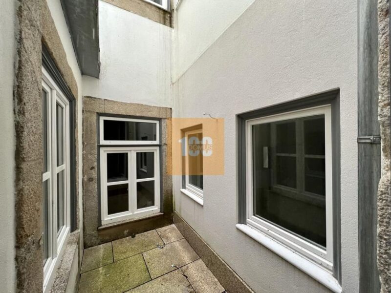 T2 à Rua das Flores