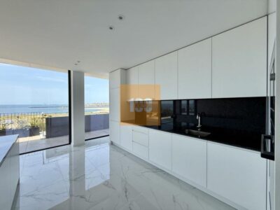 T4 com terraço na Seca do Bacalhau