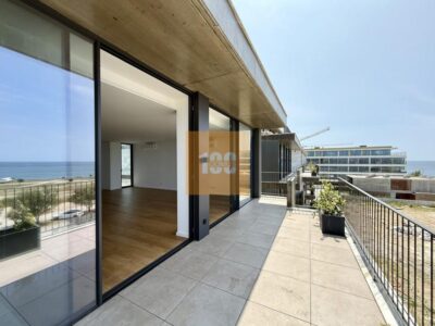 T4 com terraço na Seca do Bacalhau