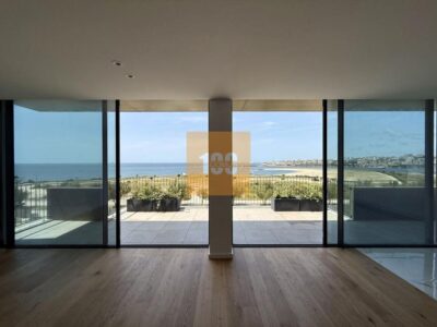 T4 com terraço na Seca do Bacalhau