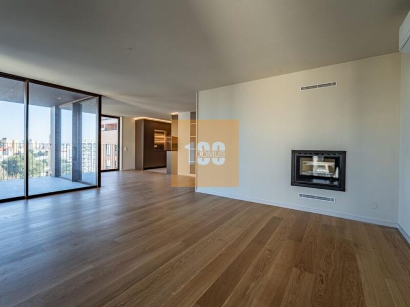 T4 duplex com varanda - The Yard