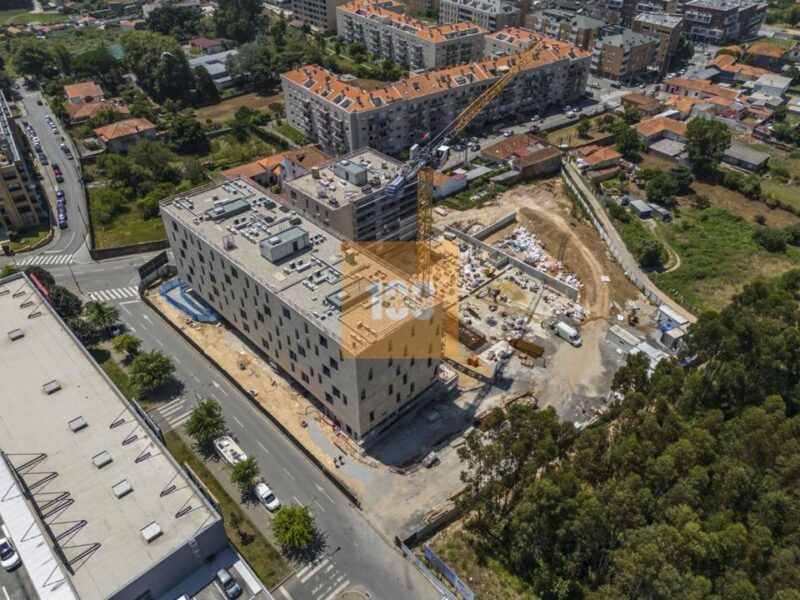 T3 novo com varanda - Le Parc