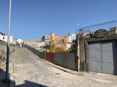 T2 com terraço - Life in Porto