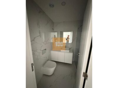 T3 com terraço ao metro Trindade