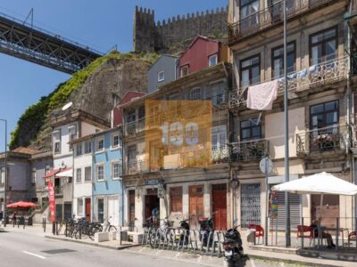 Prédio Na Zona Histórica