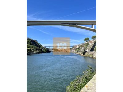 Prédio Na Zona Histórica