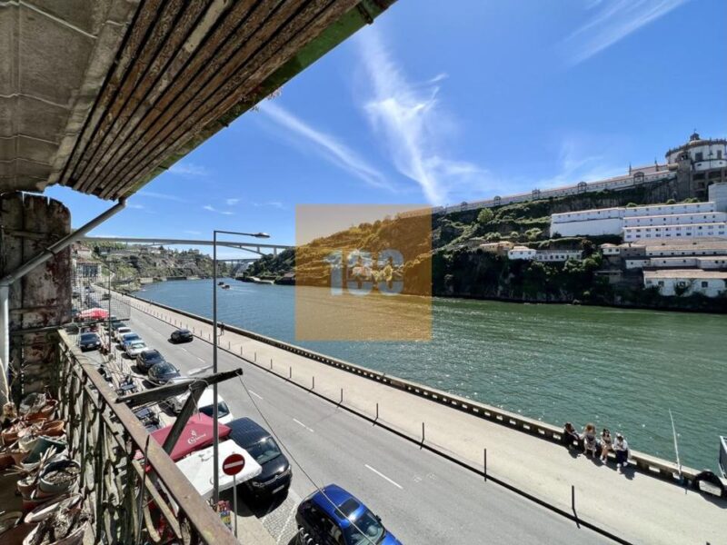 Prédio Na Zona Histórica