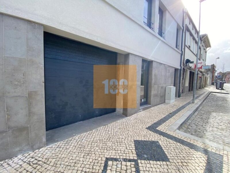 Lugar Garagem Duplo - Matosinhos