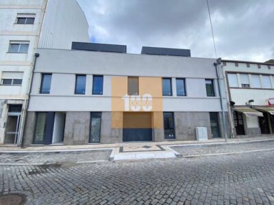 Lugar Garagem Duplo - Matosinhos