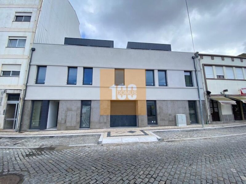 Lugar Garagem Duplo - Matosinhos