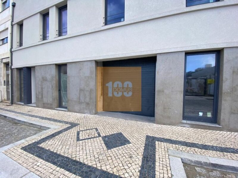 Lugar Garagem Duplo - Matosinhos