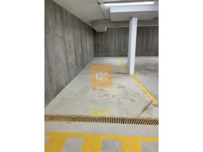 Lugar Garagem Duplo - Matosinhos