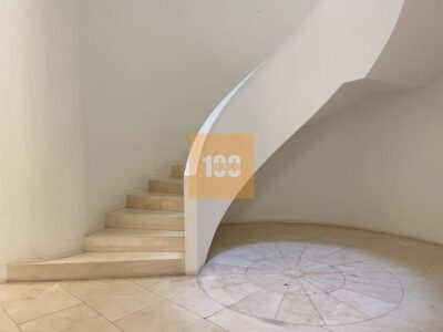 Escritório próximo da Batalha