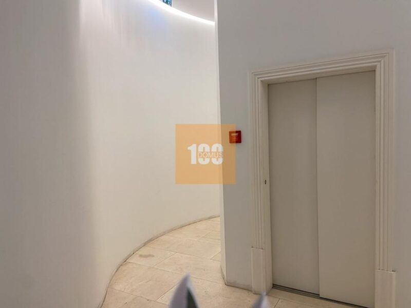 Escritório próximo da Batalha