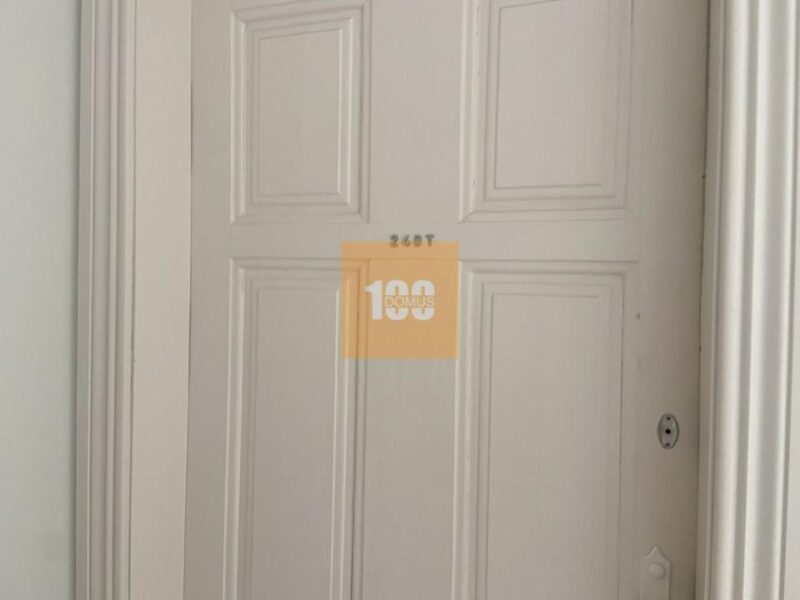 Escritório próximo da Batalha