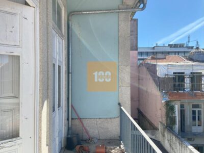 Escritório próximo da Batalha