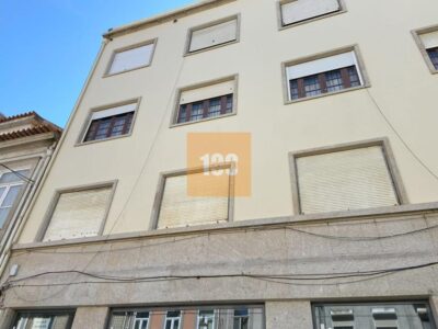 Loja na Rua Brito Capelo