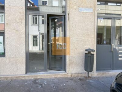 Loja na Rua Brito Capelo