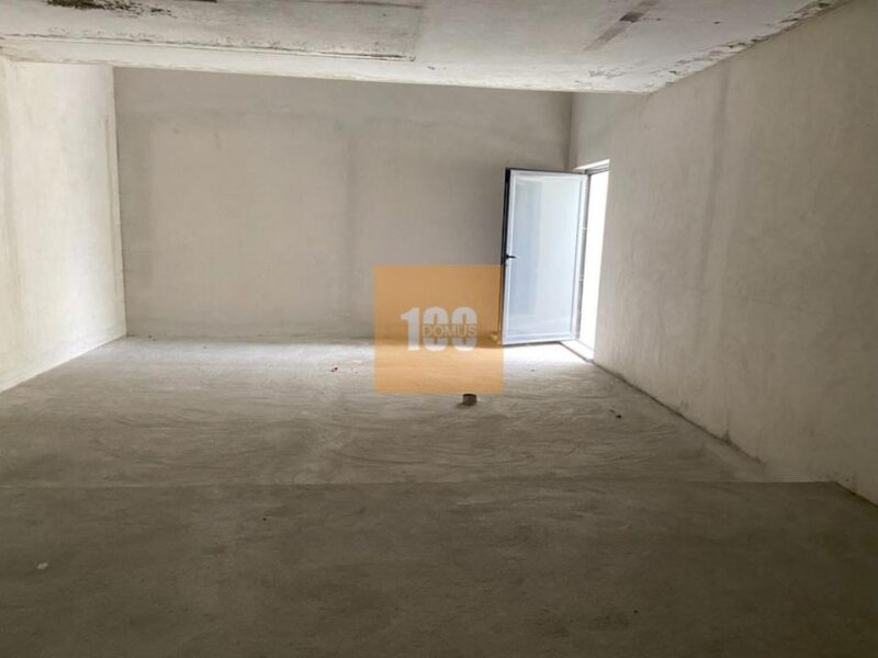 Loja na Rua Brito Capelo