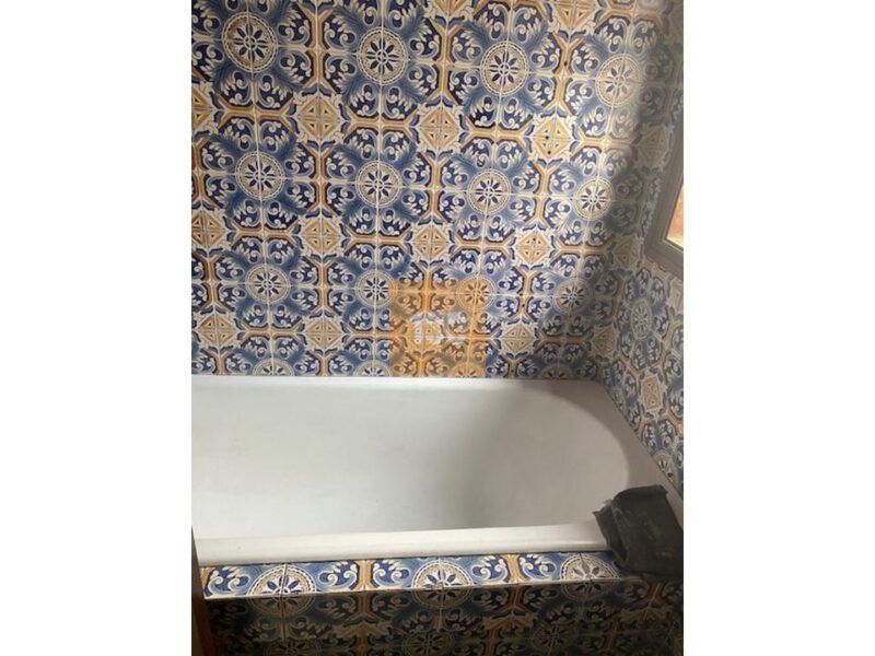 Prédio na Mouzinho da Silveira