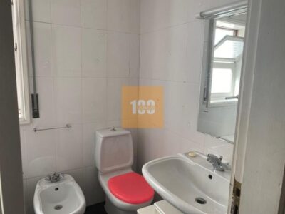 Prédio na Mouzinho da Silveira