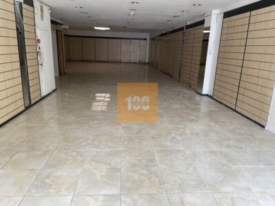 Loja na Rua Brito Capelo