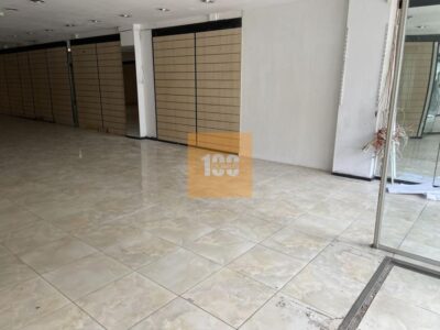 Loja na Rua Brito Capelo