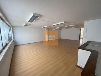 Loja na Rua Brito Capelo