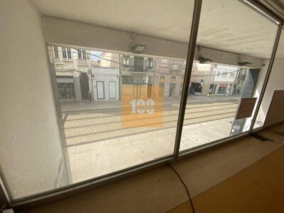 Loja na Rua Brito Capelo