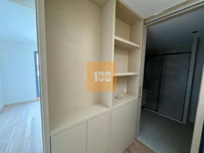 T1 duplex com terraço na Boavista