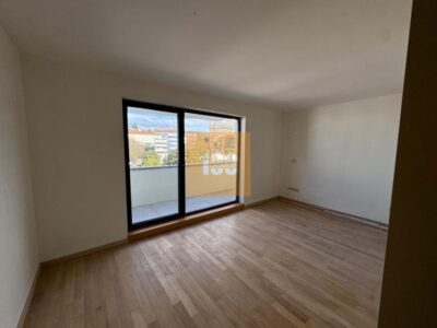 T1 duplex com terraço na Boavista