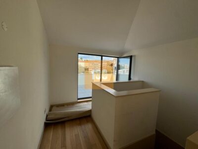 T1 duplex com terraço na Boavista