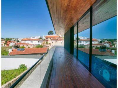 Moradia T5 com piscina em Avintes