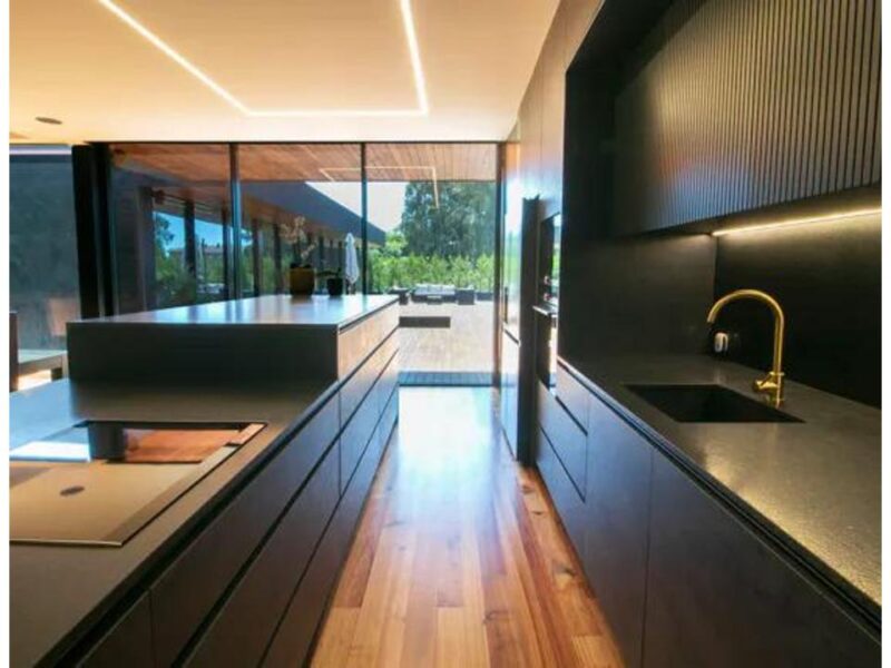 Moradia T5 com piscina em Avintes