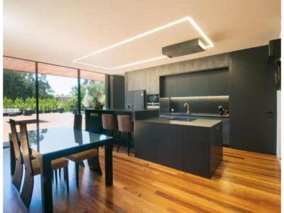 Moradia T5 com piscina em Avintes