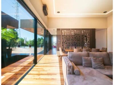 Moradia T5 com piscina em Avintes