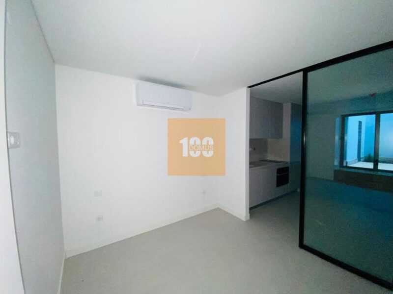 T0 pátio - Mártires da Liberdade