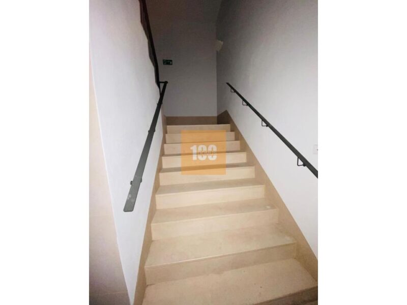 T0 pátio - Mártires da Liberdade