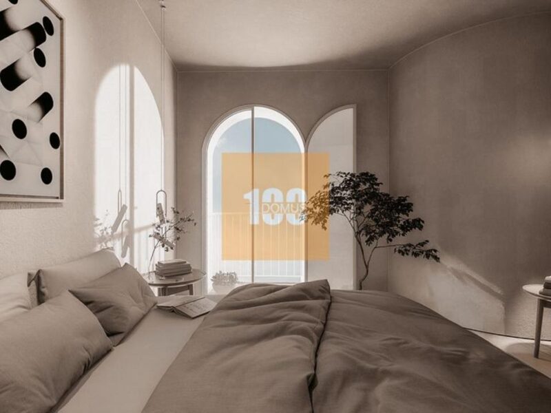 Prédio com projeto em Costa Cabral