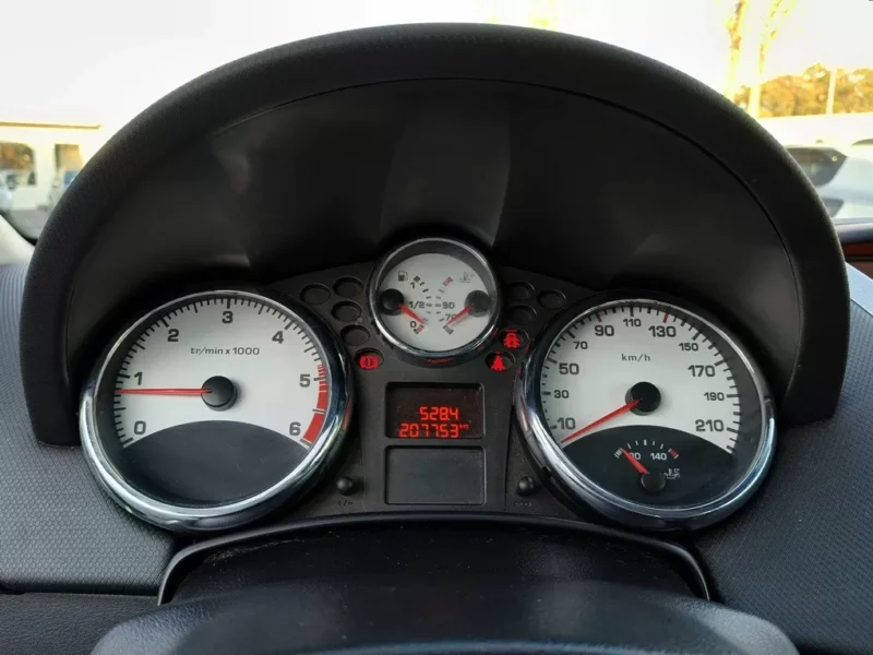 Peugeot 207 1.6 HDI SPORT VAN