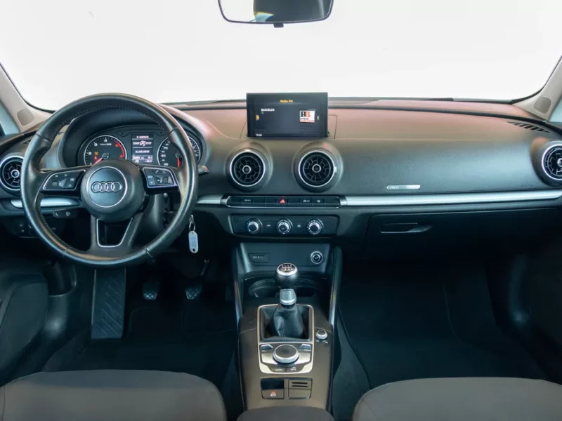 Audi A3 Sportback 1.6 TDi Look RS3