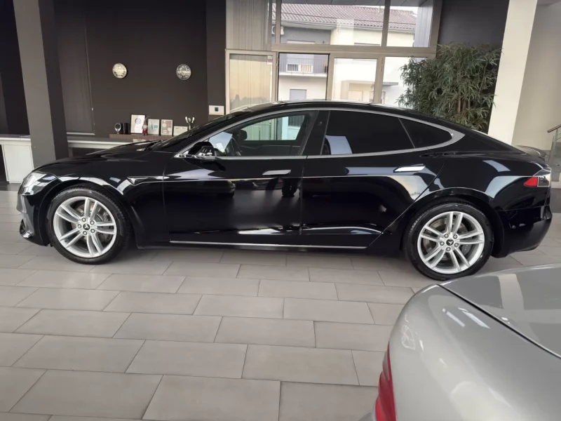 Tesla Model S 100D Long Range AWD
