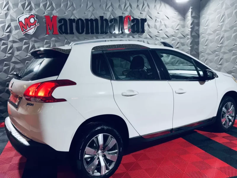 Peugeot 2008 1.6 e-HDi Allure