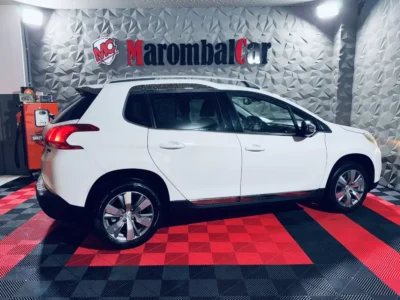 Peugeot 2008 1.6 e-HDi Allure