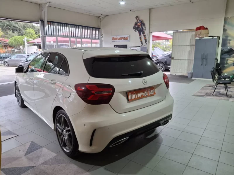 Mercedes-Benz A 180 d AMG Line