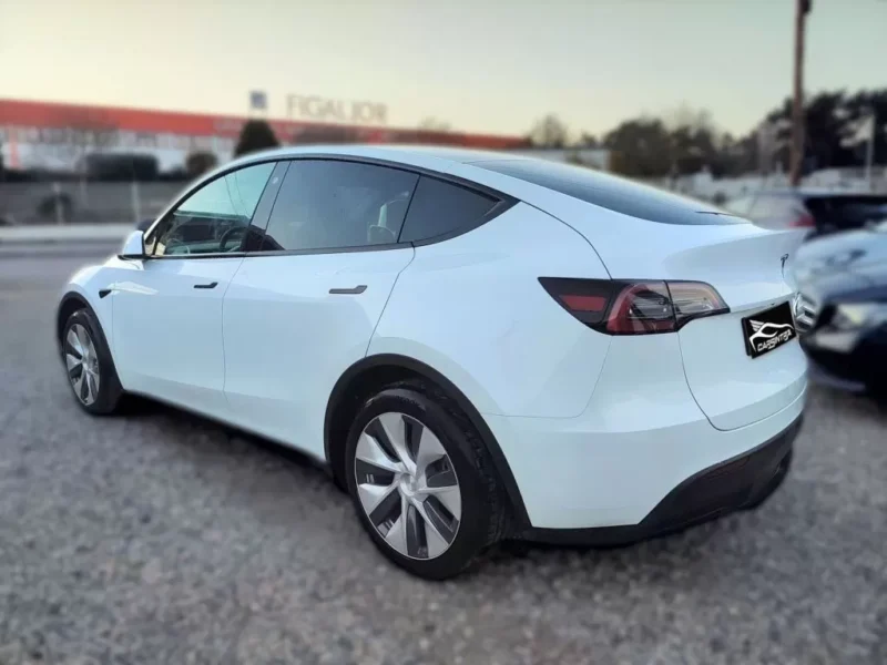 Tesla Model Y Long Range Tração Traseira