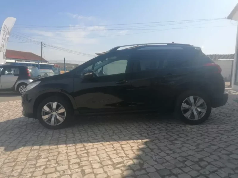 Peugeot 2008 1.2 VTi Active